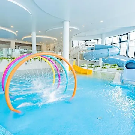 Aqua Polanki Bodnar *